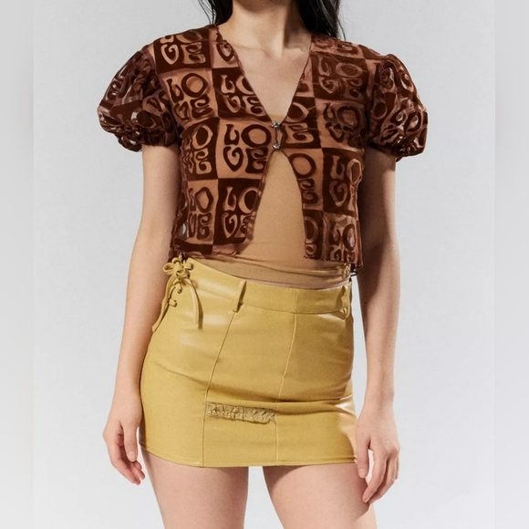 House Of Sunny Casa Amor Flyaway Short Sleeve Cardi Top, Chocolate Brown, Size 2 - Picture 1 of 13